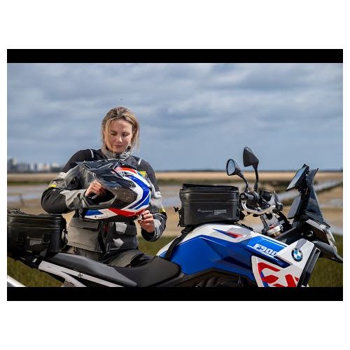 01-500-2500-0P Casco Aventuro PRO Carbon